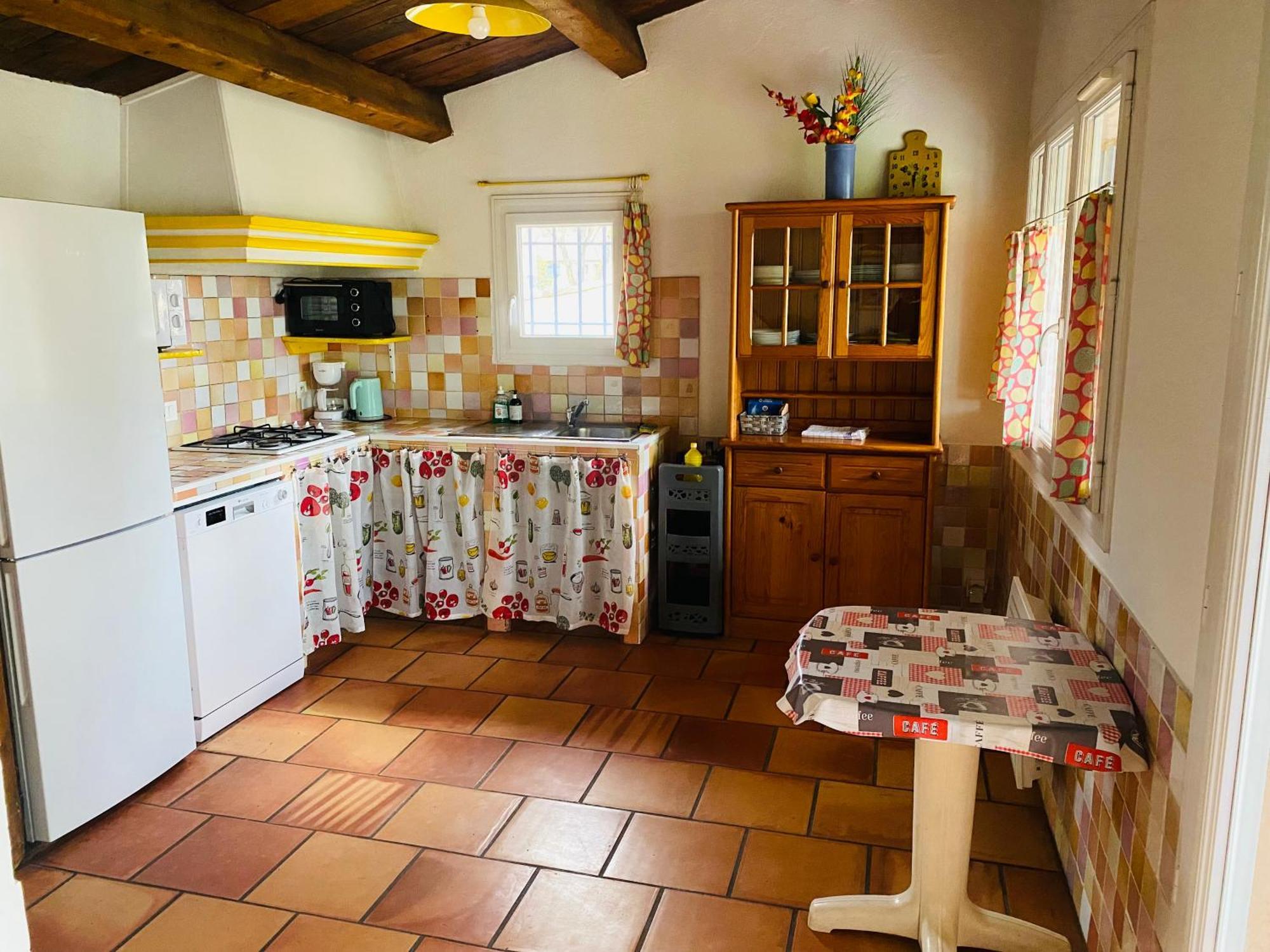 Location Climatisee, Piscine, Animaux Acceptes, Jardin Cloture, Parking, Provence , Wifi * Lorgues